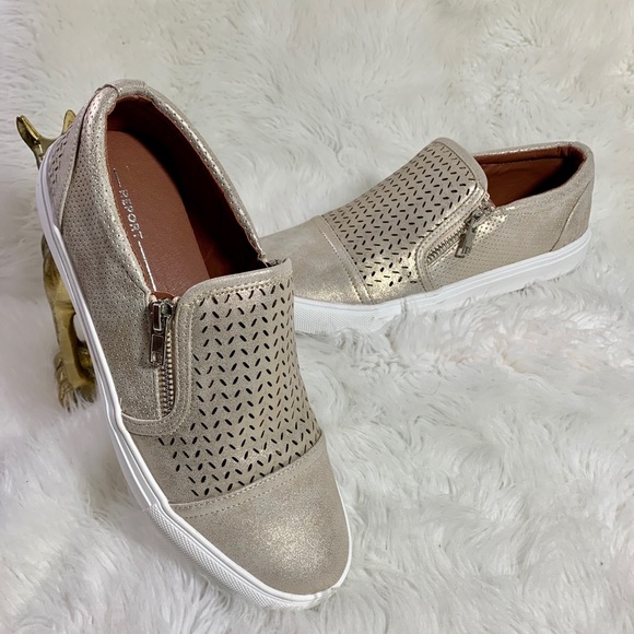 report alexa sneaker